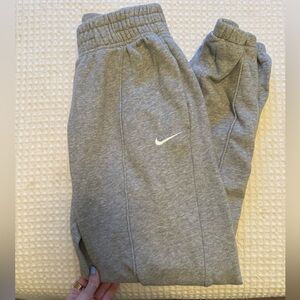 Nike sweats/joggers